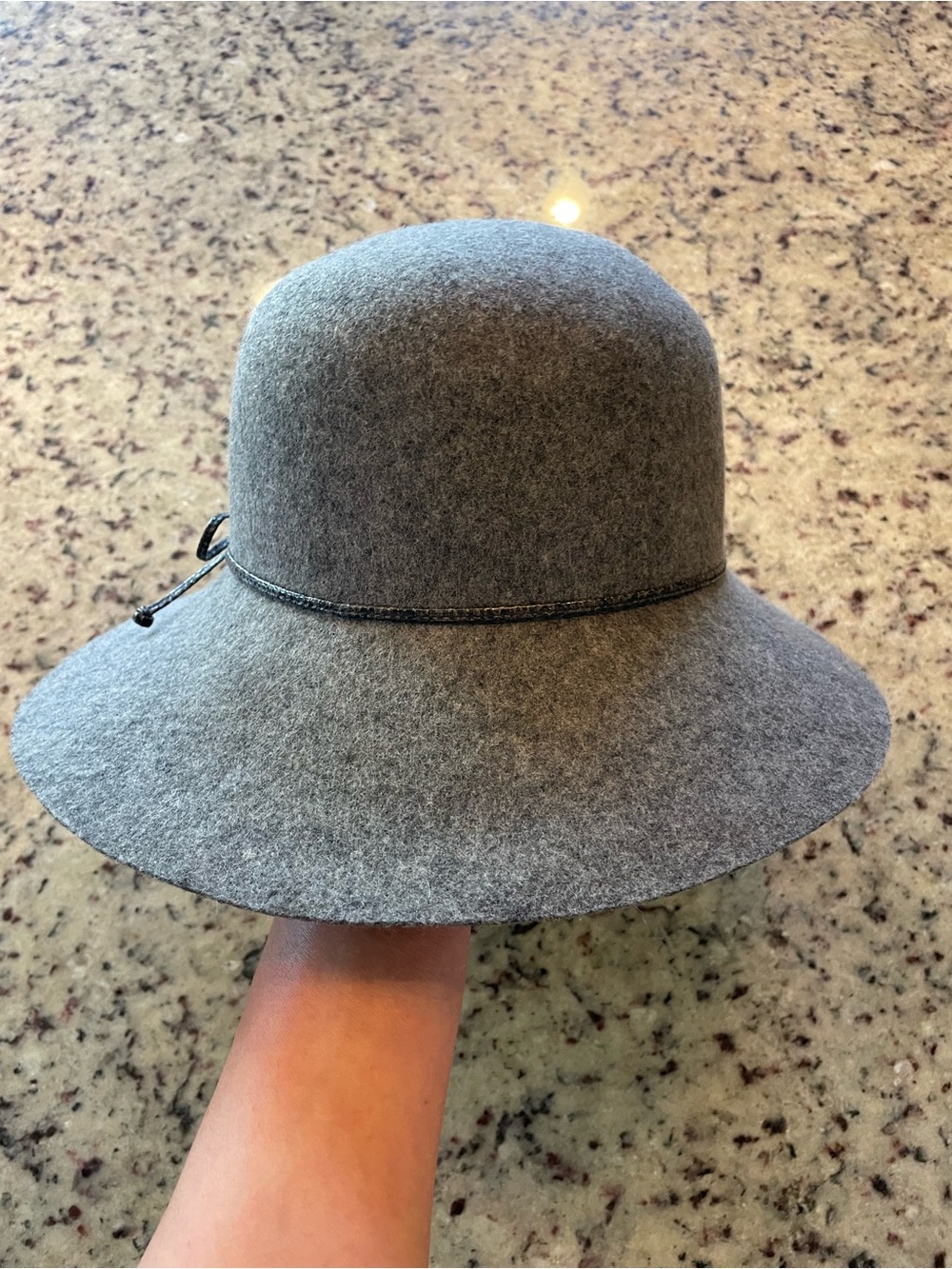 New Coldwater creek classic Women's Gray 100% wool Felt Cloche Hat - Picture 4 of 5